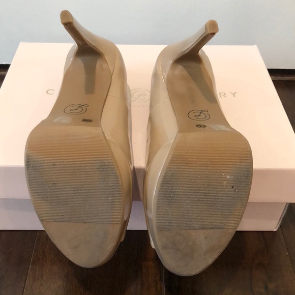 Chinese Laundry Patent Leather Nude heels - Picture 3 of 5